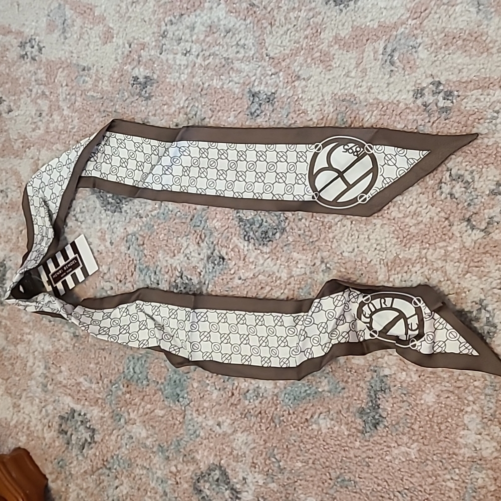 Henri bendel silk ribbon